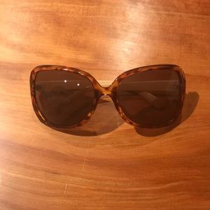 EUC Oversized Square Tortoiseshell Sunglasses 🌞